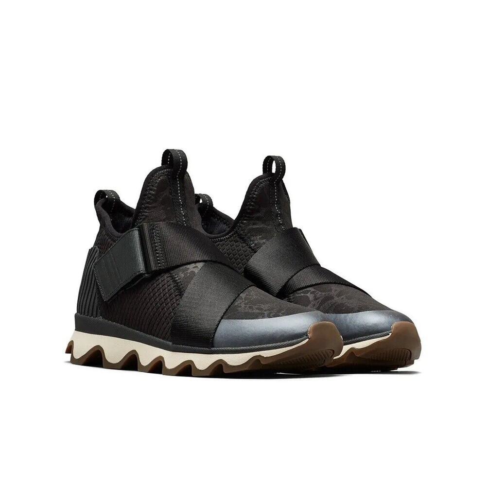 Sorel Women's Kinetic Sneakers Shoes black on black Hook/Loop SZ 7